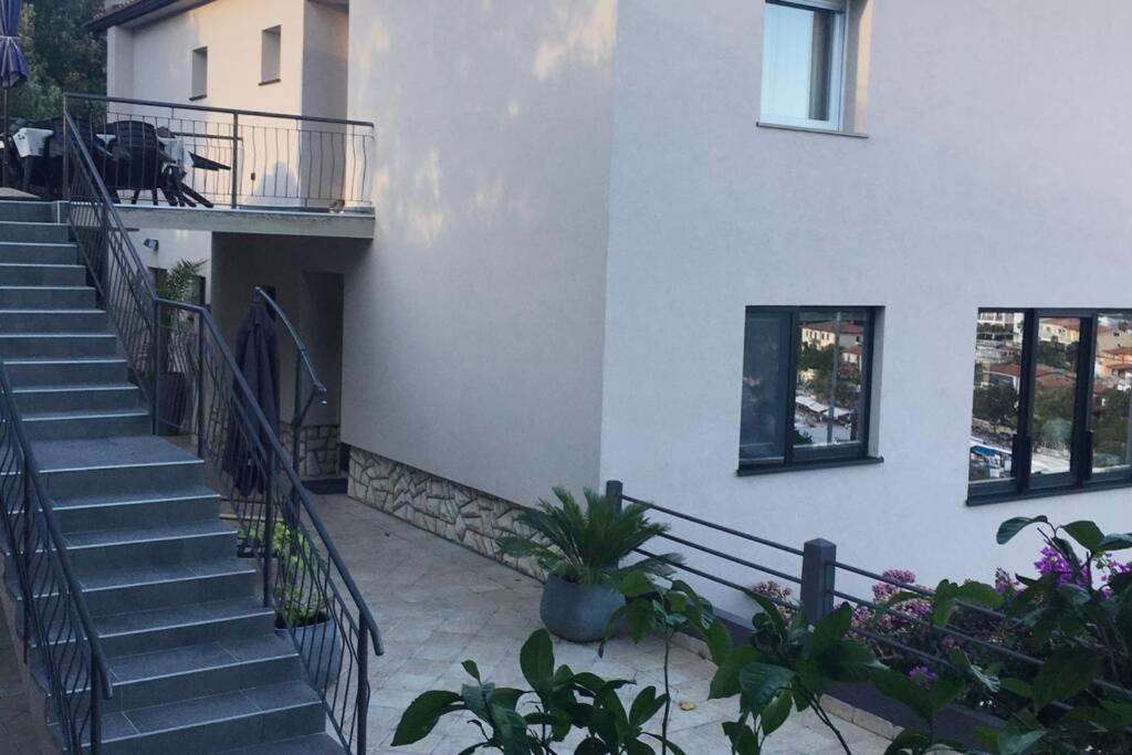 Apartman Noemi Rabac Ngoại thất bức ảnh